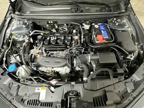 Used 2024 Honda Accord EX image 9