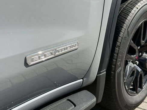 Used 2024 GMC Sierra 1500 Elevation image 19