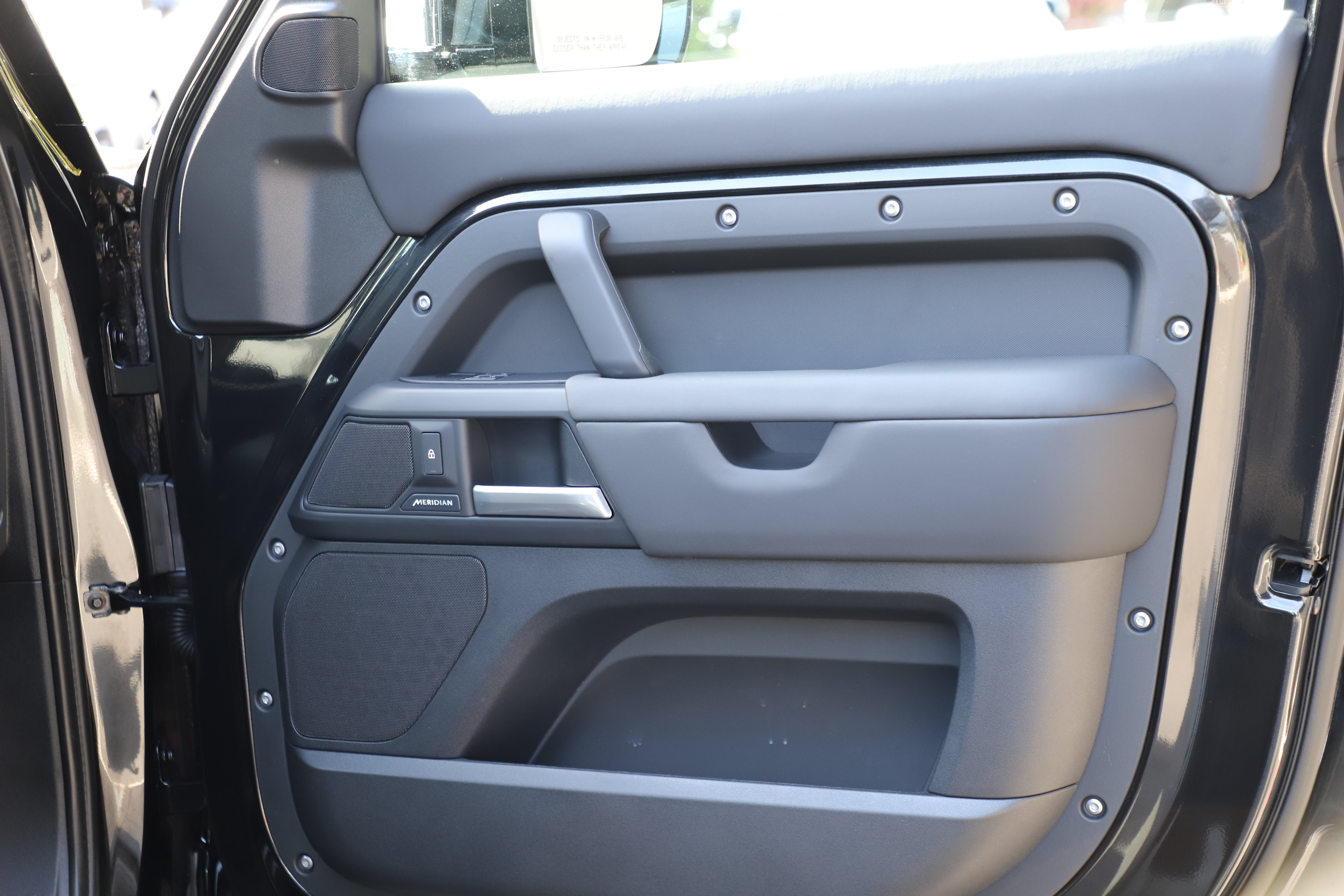 Certified 2026 Land Rover Defender 110 S AWD/4WD image 9