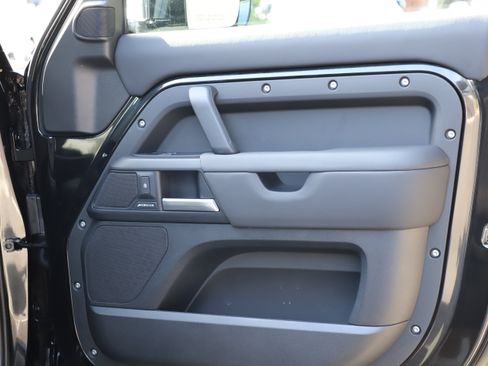 Certified 2026 Land Rover Defender 110 S AWD/4WD image 9