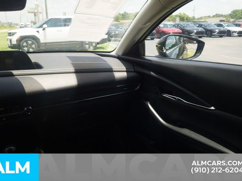Used 2025 MAZDA CX-30 AWD 2.5 S w/ Preferred Package image 19