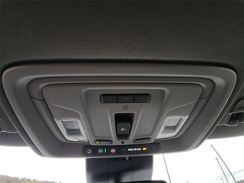 Used 2024 Chevrolet Silverado 3500 LTZ w/ LTZ Convenience Package image 25