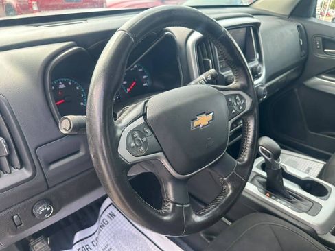 Used 2022 Chevrolet Colorado LT w/ Fleet Safety Package RWD image 13