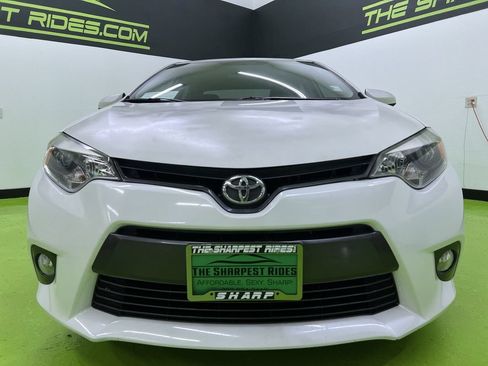 Used 2015 Toyota Corolla LE FWD image 3