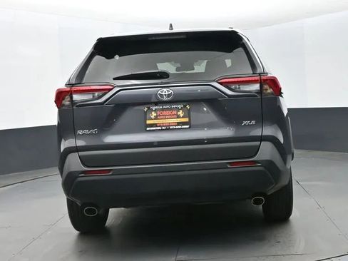 Used 2024 Toyota RAV4 XLE image 8
