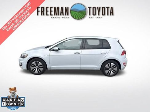 Used 2017 Volkswagen e-Golf SEL Premium FWD image 1