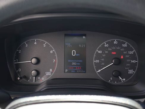 Used 2024 Toyota Corolla LE FWD image 11