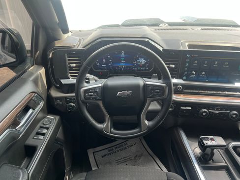Used 2024 Chevrolet Silverado 1500 LT Trail Boss w/ Protection Package AWD/4WD image 26