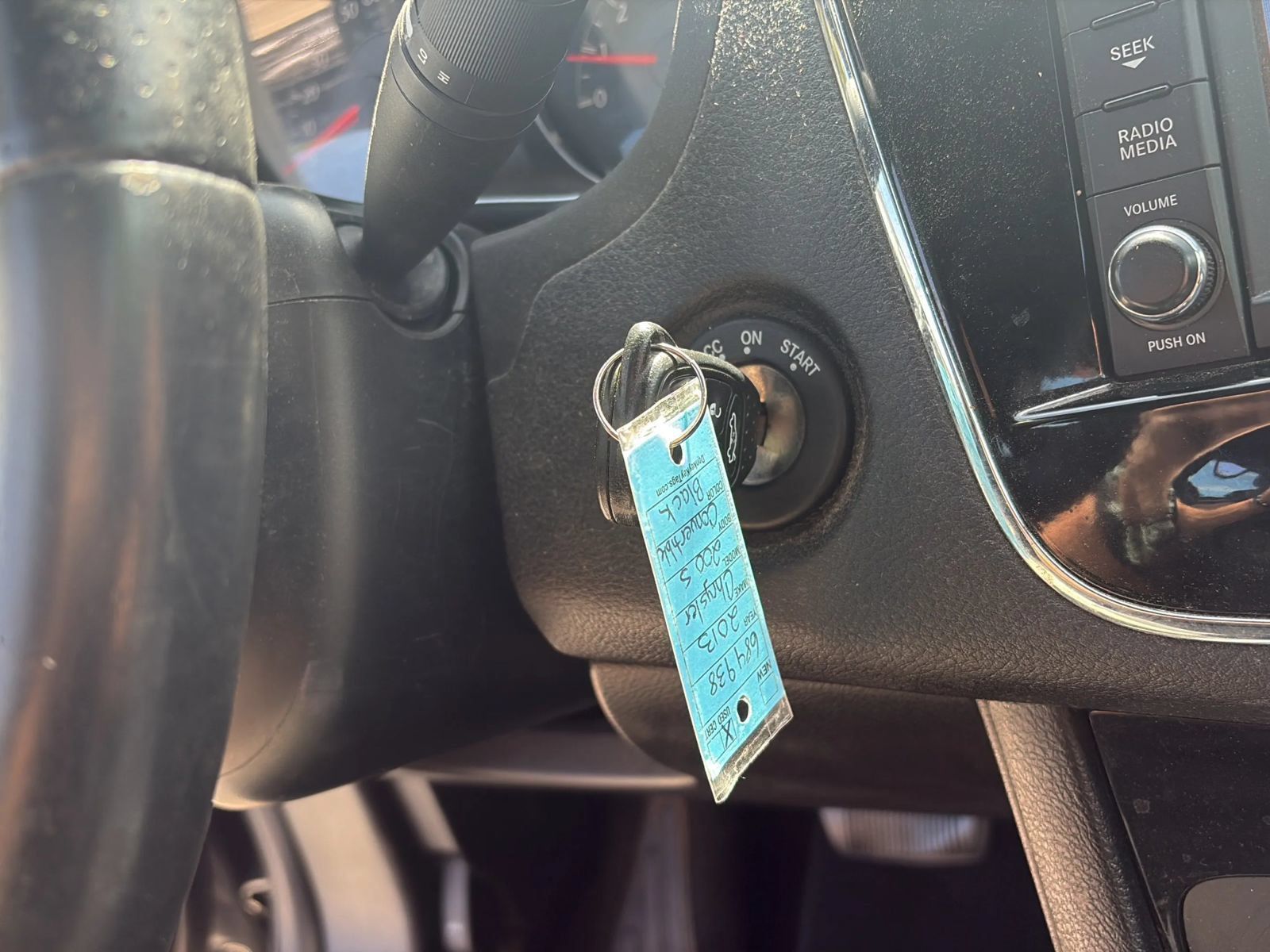 Used 2013 Chrysler 200 S FWD image 15