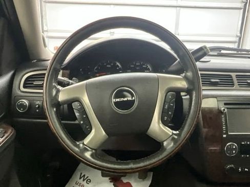 Used 2013 GMC Sierra 2500 Denali AWD/4WD image 9