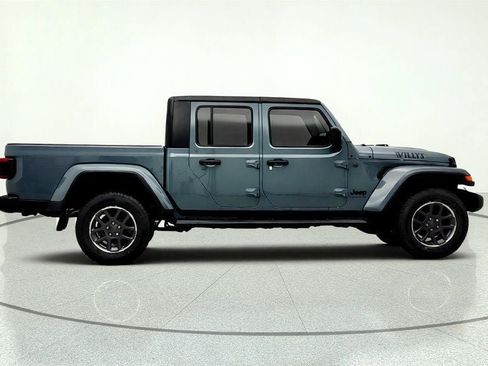 Used 2024 Jeep Gladiator Sport AWD/4WD image 4