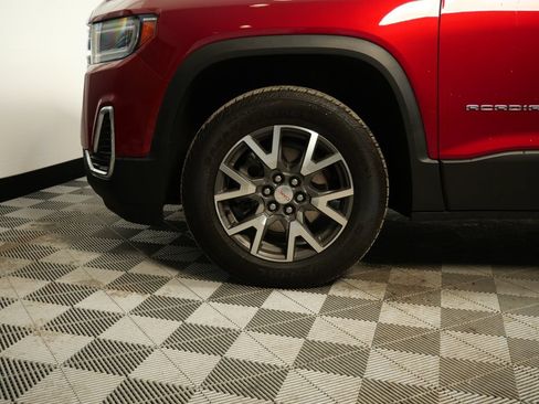 Used 2023 GMC Acadia SLE w/ Driver Convenience Package AWD/4WD image 9