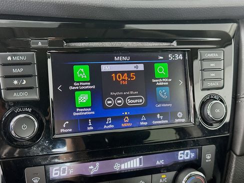 Used 2020 Nissan Rogue SL FWD image 19