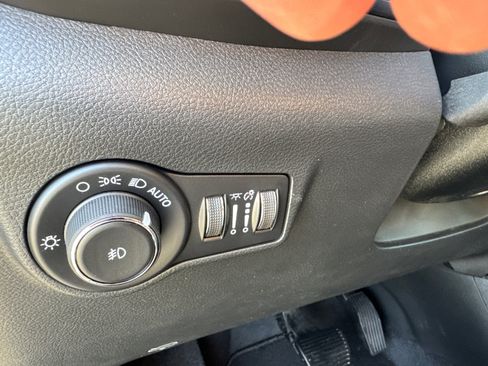 New 2026 Jeep Compass Latitude image 27