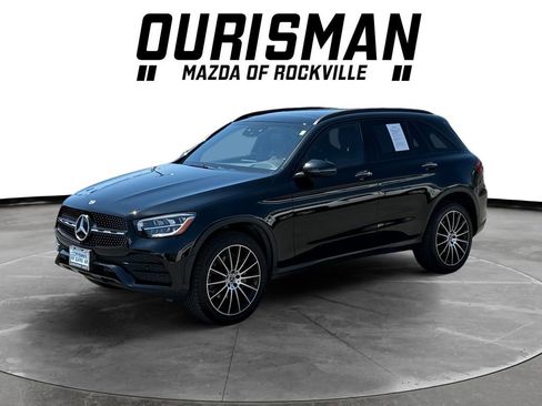Used 2021 Mercedes-Benz GLC 300 4MATIC w/ AMG Line image 2