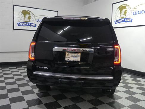 Used 2019 GMC Yukon Denali w/ Denali Ultimate Package image 8