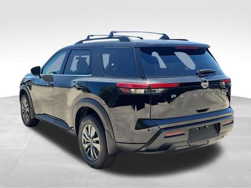 New 2026 Nissan Pathfinder SV AWD/4WD image 4