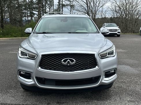 Used 2020 INFINITI QX60 Luxe w/ Essential Package image 3
