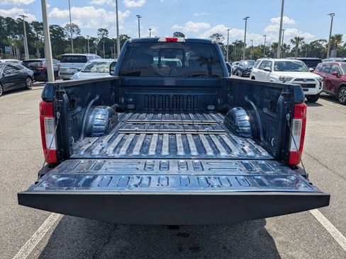 Used 2017 Ford F250 Lariat w/ Chrome Package RWD image 13
