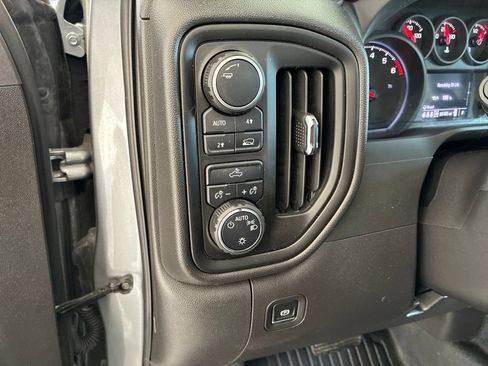 Used 2025 Chevrolet Silverado 1500 W/T w/ WT Value Package AWD/4WD image 23