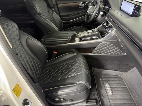 Used 2023 Genesis GV80 3.5T w/ Prestige Package AWD/4WD image 11