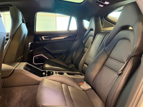 Used 2021 Porsche Panamera 4S w/ Premium Package image 23