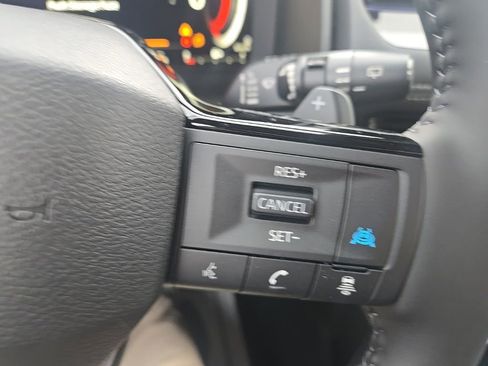 New 2026 Nissan Rogue Platinum AWD/4WD image 14