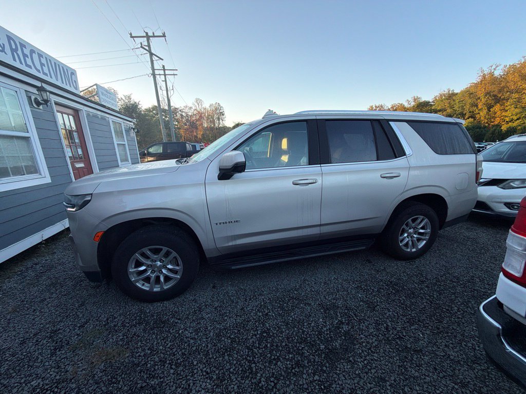 Used 2021 Chevrolet Tahoe LT w/ Luxury Package AWD/4WD image 4