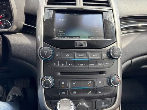 Used 2015 Chevrolet Malibu LT w/ Power Convenience Package FWD image 19