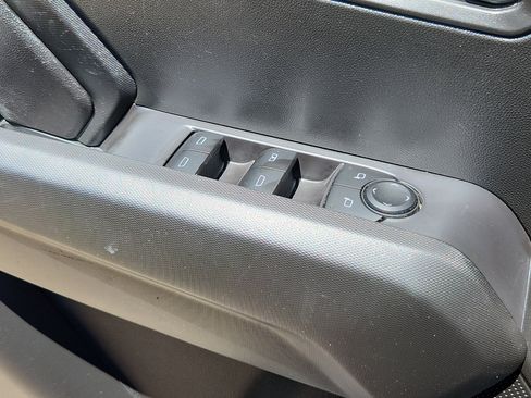 Used 2023 Chevrolet Colorado Trail Boss w/ Advanced Trailering Package AWD/4WD image 9