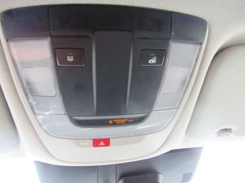 Used 2024 Kia Niro Wind FWD image 24