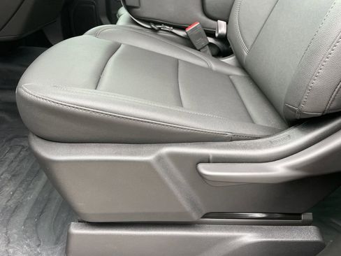 Certified 2026 Chevrolet Silverado 1500 W/T image 18