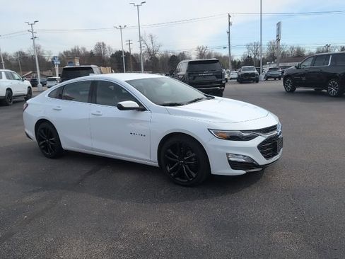 Used 2024 Chevrolet Malibu LT w/ Sport Edition FWD image 10