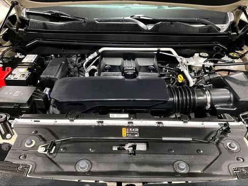 Used 2023 GMC Canyon AT4X image 12