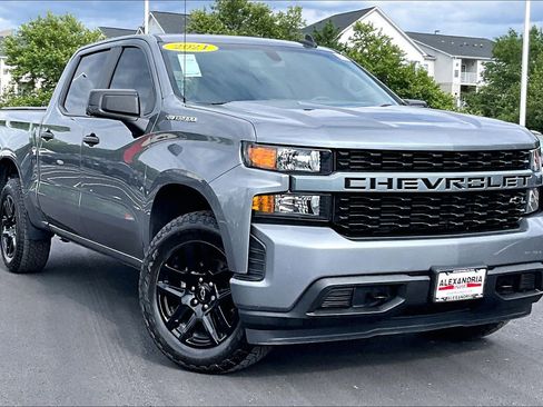 Used 2021 Chevrolet Silverado 1500 Custom AWD/4WD image 2