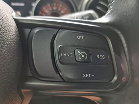 Used 2021 Jeep Wrangler Unlimited Sport AWD/4WD image 12