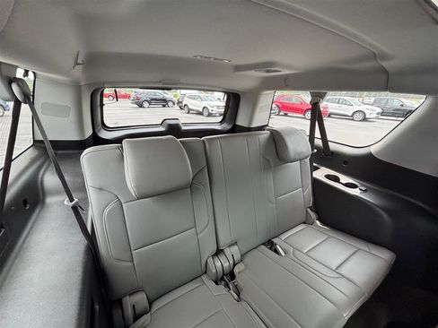 Used 2017 Chevrolet Suburban LT AWD/4WD image 22