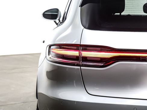 Used 2023 Porsche Macan GTS image 16