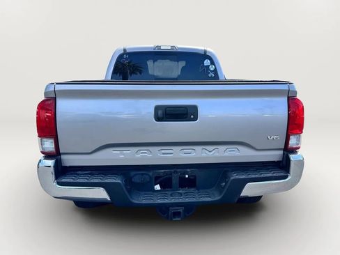 Used 2017 Toyota Tacoma TRD Off-Road w/ Tow Package AWD/4WD image 6