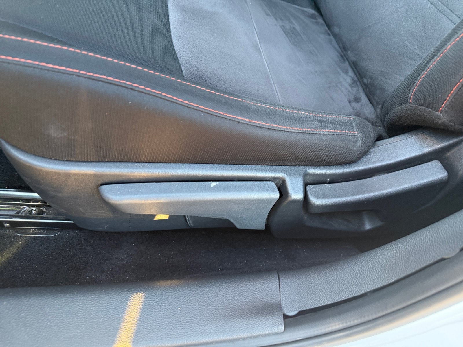 Used 2024 Nissan Sentra SR FWD image 14