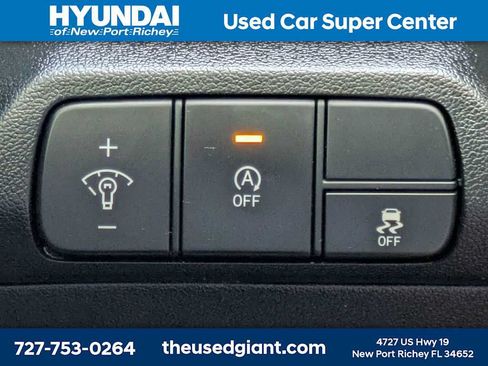Certified 2024 Hyundai Elantra SE FWD image 23