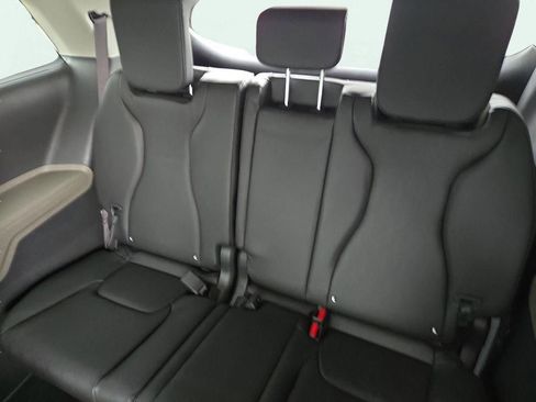 New 2026 Kia Carnival EX image 20