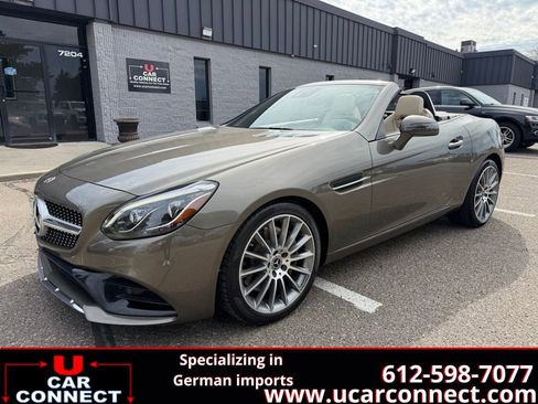 Used 2018 Mercedes-Benz SLC 300 image 1