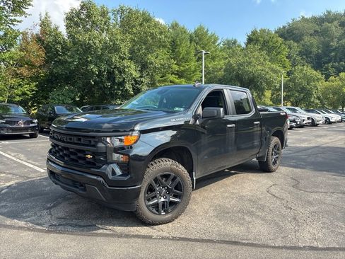 Used 2023 Chevrolet Silverado 1500 Custom AWD/4WD image 1