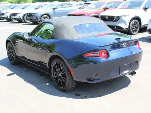 New 2026 MAZDA MX-5 Miata Club w/ Weather Package RWD image 5