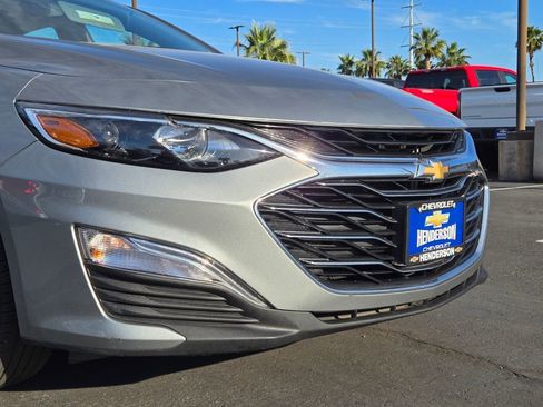 Used 2024 Chevrolet Malibu LS FWD image 8
