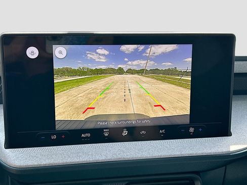 New 2026 Ford Maverick XLT FWD image 8