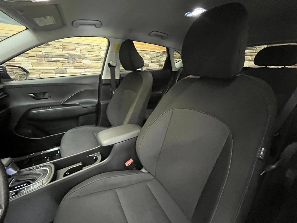 Certified 2026 Hyundai Kona SEL Sport AWD/4WD image 30