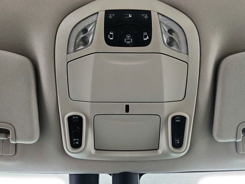 Used 2021 Chrysler Pacifica Limited w/ Premium & Safety Sphere Group AWD/4WD image 21
