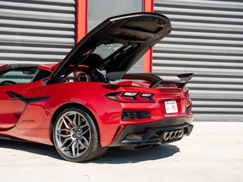 Used 2025 Chevrolet Corvette Z06 w/ Z07 Performance Package image 29